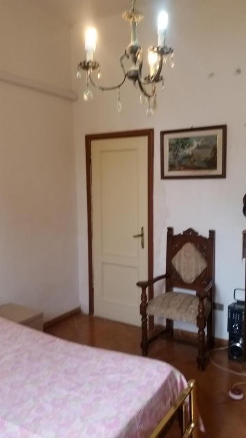Appartamento Chez L'Homme Tranquille Arena Metato Esterno foto