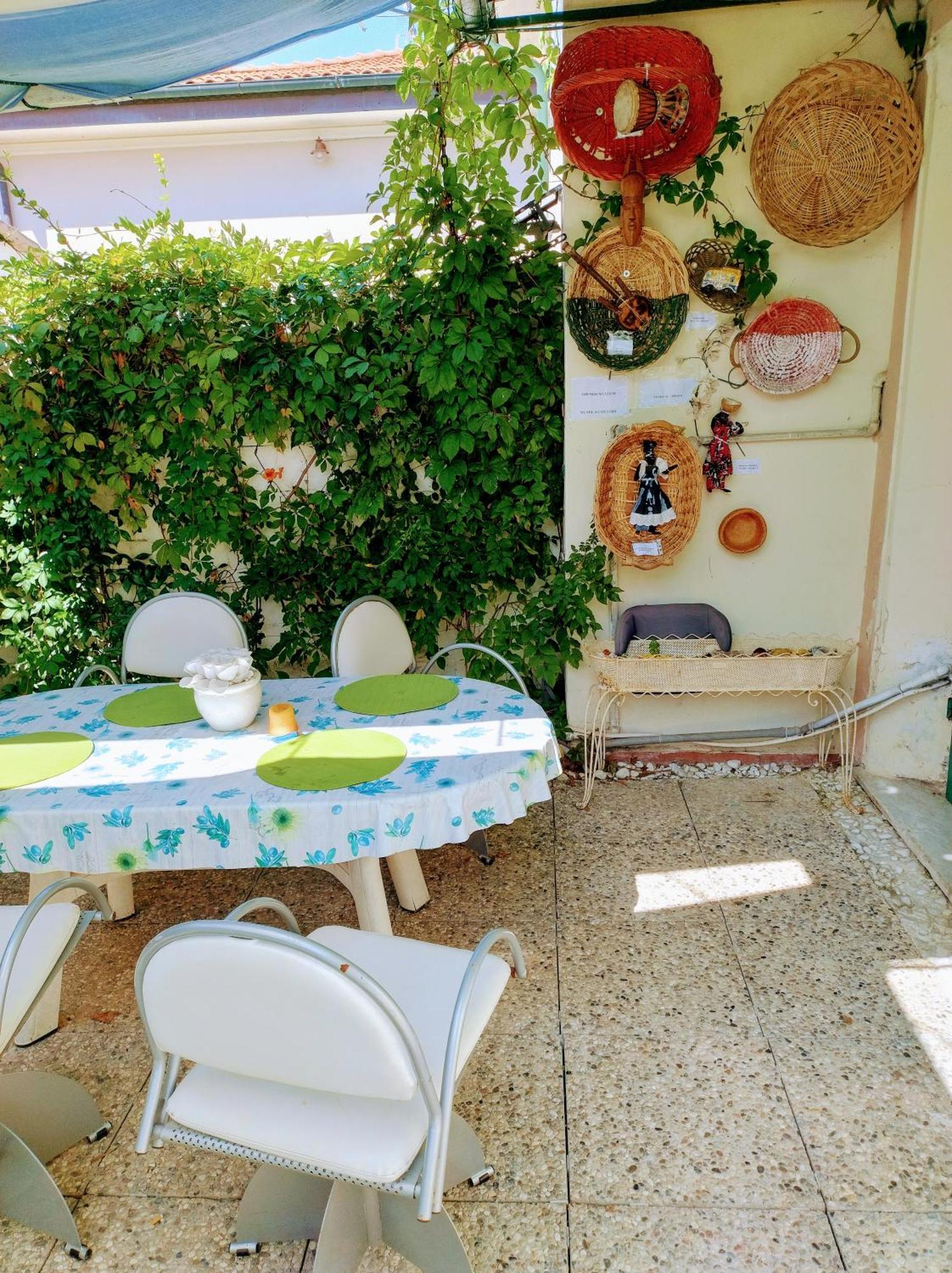 Appartamento Chez L'Homme Tranquille Arena Metato Esterno foto